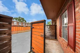 9303 Hammerly Blvd, Houston, TX 77080 - Photo 31