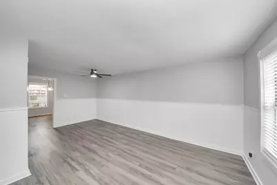 9303 Hammerly Boulevard #402, Houston, TX 77080 - Photo 3