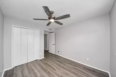 9303 Hammerly Boulevard #402, Houston, TX 77080 - Photo 15