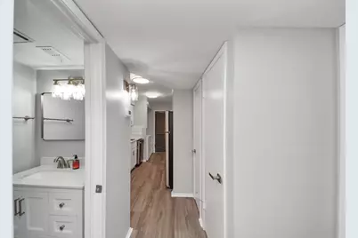 9303 Hammerly Boulevard #402, Houston, TX 77080 - Photo 13