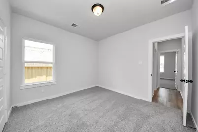 71 Leon Way, Dayton, TX 77535 - Photo 5