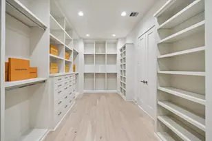 2203 Cheshire Ln, Houston, TX 77018 - Photo 43