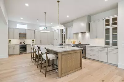 2203 Cheshire Lane, Houston, TX 77018 - Photo 7