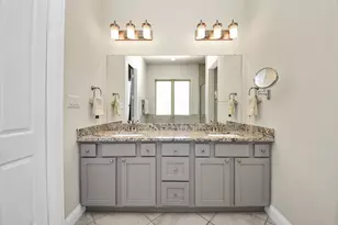 1407 Adell Rose Ln, Houston, TX 77043 - Photo 27