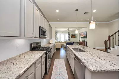 1407 Adell Rose Lane, Houston, TX 77043 - Photo 11