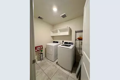 215 Club Crest Lane, Houston, TX 77009 - Photo 15