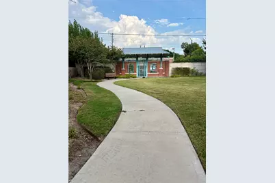 215 Club Crest Lane, Houston, TX 77009 - Photo 21