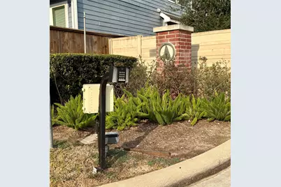 215 Club Crest Lane, Houston, TX 77009 - Photo 19