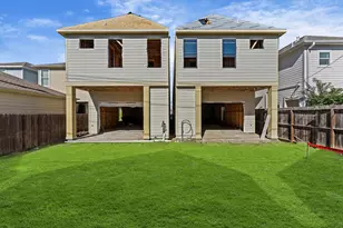 112 E 27th St, Houston, TX 77008 - Photo 3