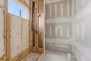 112 E 27th St, Houston, TX 77008 - Photo 31