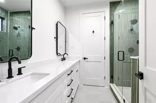 112 E 27th St, Houston, TX 77008 - Photo 15