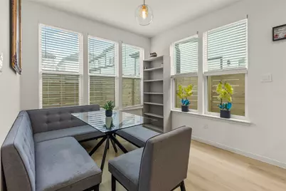 5506 Oakmont Villas Drive, Houston, TX 77091 - Photo 13