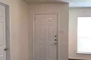 13049 Skyline Dr, Willis, TX 77318 - Photo 5