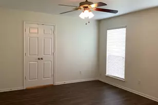 13049 Skyline Dr, Willis, TX 77318 - Photo 9