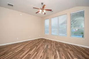 511 Silver Creek Cir, Richmond, TX 77406 - Photo 11