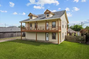 2311 Bayline Dr, Dickinson, TX 77539 - Photo 1