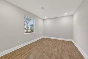 11107 Cedarview Ln, Houston, TX 77041 - Photo 11