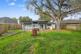 11107 Cedarview Ln, Houston, TX 77041 - Photo 39