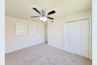 133 S Yaupon Street, Lake Jackson, TX 77566 - Photo 21