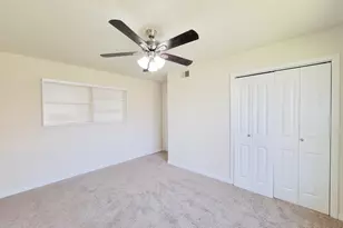 133 S Yaupon St, Lake Jackson, TX 77566 - Photo 21