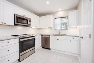 5005 Georgi Ln, Houston, TX 77092 - Photo 9