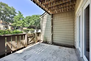 5005 Georgi Ln, Houston, TX 77092 - Photo 43