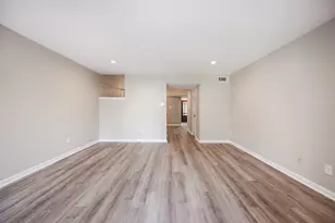 5005 Georgi Ln, Houston, TX 77092 - Photo 19