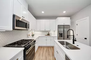 5806 Francis Oak Pl, Houston, TX 77091 - Photo 11