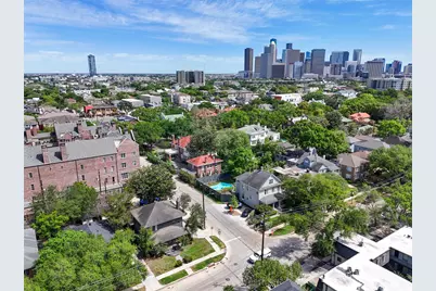 518 Hawthorne Street #2, Houston, TX 77006 - Photo 15