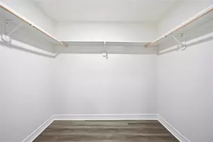 8115 Betty Boop St, Houston, TX 77028 - Photo 13