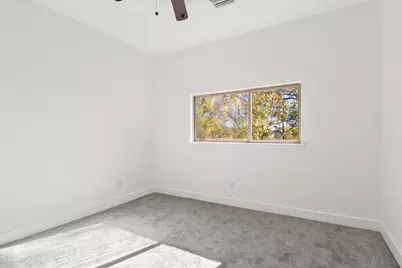 8046 Chateau Street, Houston, TX 77028 - Photo 17