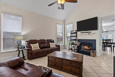 610 Oak Berry Drive, Kemah, TX 77565 - Photo 7