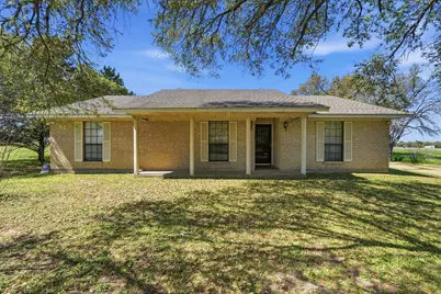 4678 Highway 90, Madisonville, TX 77864 - Photo 1