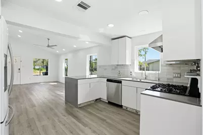 4929 Creekmont Drive, Houston, TX 77091 - Photo 7