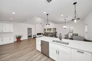 12015 Rockview Dr, Conroe, TX 77306 - Photo 9