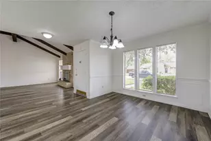 10122 Sageglow Dr, Houston, TX 77089 - Photo 7