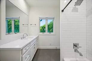 5201 Cedar Creek Dr, Houston, TX 77056 - Photo 29