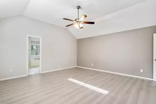 1319 Castlemist Dr, Spring, TX 77386 - Photo 17