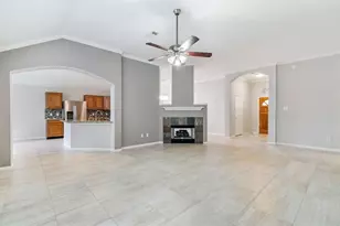 1319 Castlemist Dr, Spring, TX 77386 - Photo 3