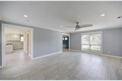 303 Old Bayou Drive, Dickinson, TX 77539 - Photo 17