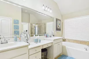 13526 Breakwater Path Loop, Houston, TX 77044 - Photo 35