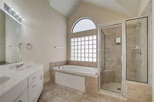 5813 Darling St, Houston, TX 77007 - Photo 23