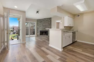 18800 Egret Bay Blvd, Webster, TX 77058 - Photo 9