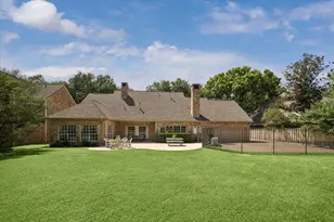 1419 Camelot Pl, Sugar Land, TX 77478 - Photo 11