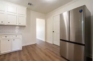 6905 Kassarine Pass, Houston, TX 77033 - Photo 19