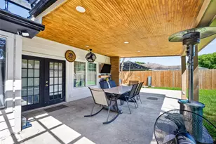 1011 Kensington Dr, Pearland, TX 77584 - Photo 39