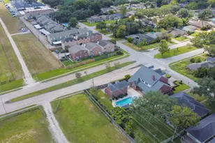 10713 Greenwillow St, Houston, TX 77035 - Photo 47