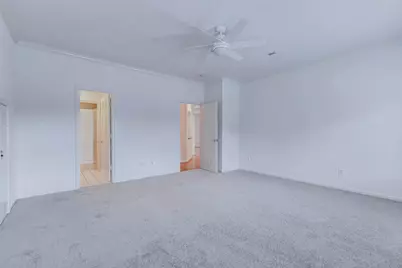 10713 Greenwillow Street, Houston, TX 77035 - Photo 31