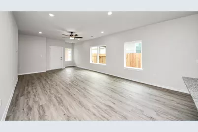 18745 Loom Drive, Conroe, TX 77306 - Photo 17