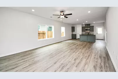 18745 Loom Drive, Conroe, TX 77306 - Photo 13